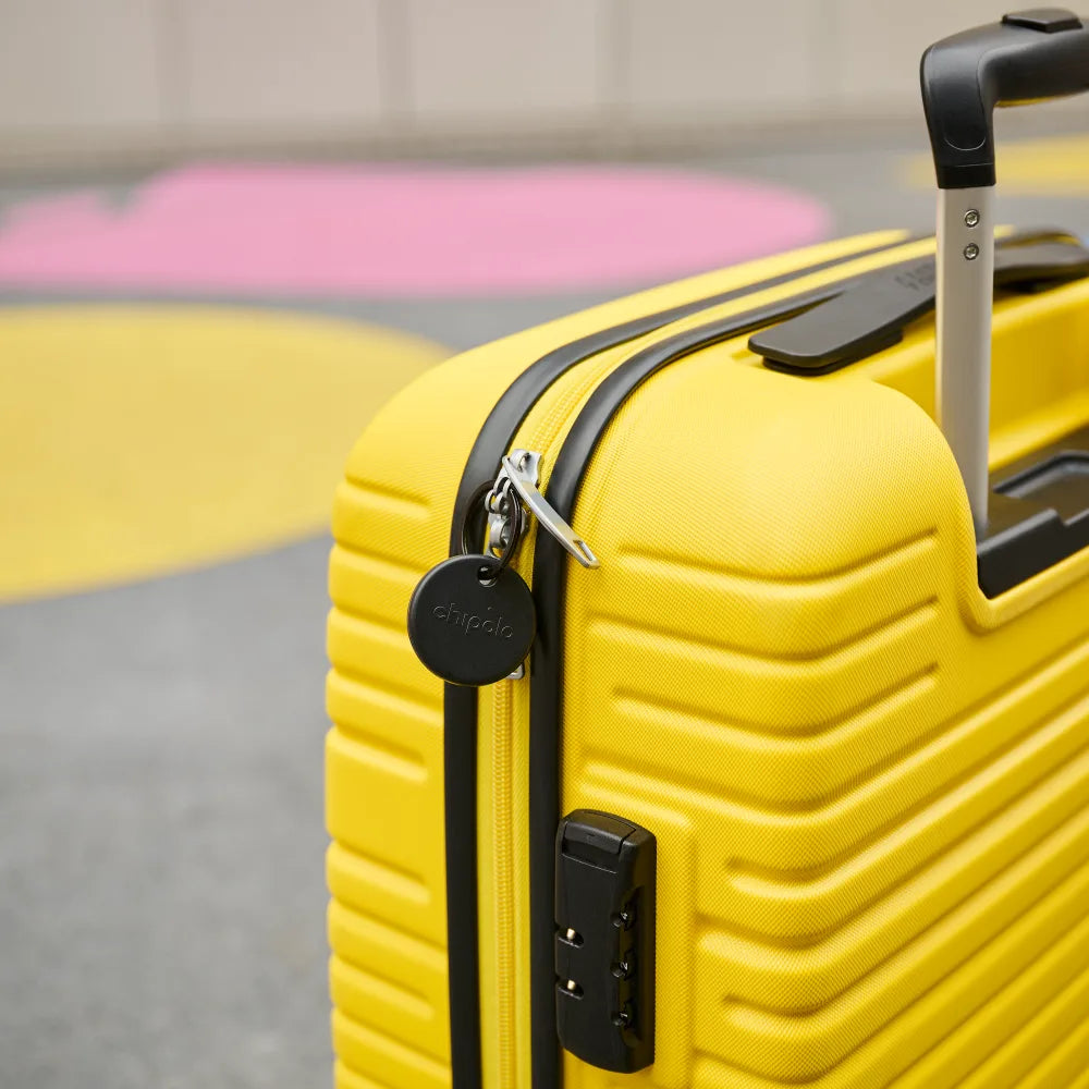 Chipolo - POP Tracking Tag for Apple and Google Devices - Black